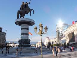 Porównaj ceny oferowane przez setki dużych biur podróży i linii lotniczych, by skorzystać z najlepszych ofert na następną podróż. Skopje W Stolicy Macedonii Polnocnej Otwarty Przewodnik Krajoznawczy