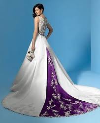 I Love This White Purple Wedding Dresses With Images Purple Wedding Dress Purple Wedding Gown Purple Wedding Dresses Gowns