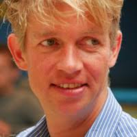 300+ "Rob Vos" profiles