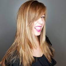 This hairstyle has proved that it can survive the test of time and that it fits almost everyone. 21 Most Flattering Hairstyles For Long Faces To Look Shorter