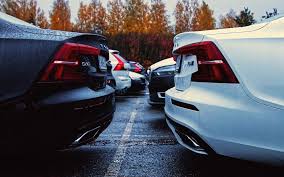 Annika Miftakhova On Instagram T5 Or T8 That Is The Question I M Yet To See How T8 Feels Like In The S60 R Design I This Or That Questions Annika Design