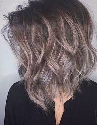 Diamond Face Shapes Should Feather Ends Of Lobs Long Bob Styling Tips Straight From The Pros Photos Hair Styles Hair Short Hair Styles