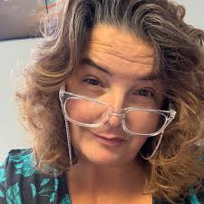 Why doesn't Sirius play Everleave's music?