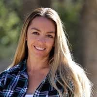 Jennifer Labelle's Instagram, Twitter & Facebook