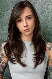 Rebecca Winfield's Instagram, Twitter & Facebook