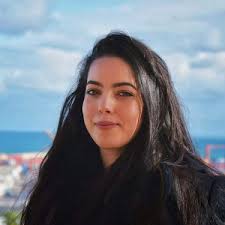 Helen Jacob's Instagram, Twitter & Facebook