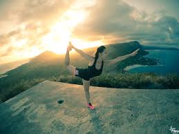 What hotels are near ninini point lighthouse? Yoga Pose On The Top Of Oahu Hi Imgur