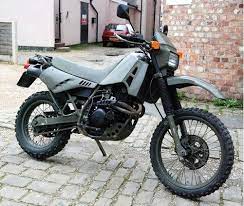 Cagiva T4e Bermesin 350 Cc Andalan Tentara Prancis Sejak 1980 An Cagiva Military Motorcycle Bike