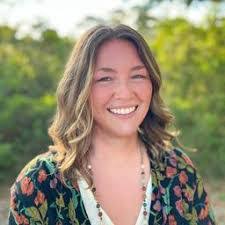 Amanda Michael's Instagram, Twitter & Facebook