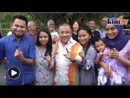 Tan sri isa samad adalah suspek kes pembelian dua hotel oleh fic. Abah Kita Dah Mendahului Anak Isa Samad Youtube