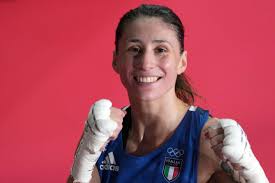 Nesthy petecio continues her storybook run on the road to an olympic medal. Ulymunwfi7ljym