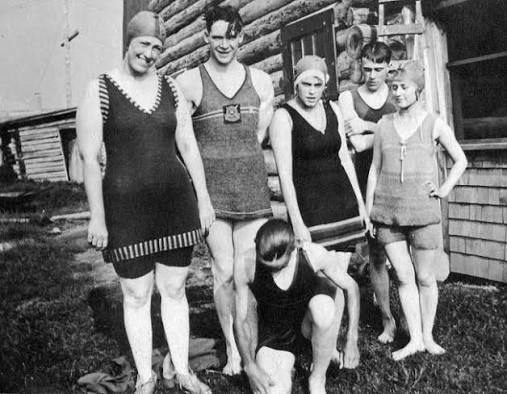 Early 1920 Swimming Suits Racy' Swimsuits The Rage In 1920s The Daily Press