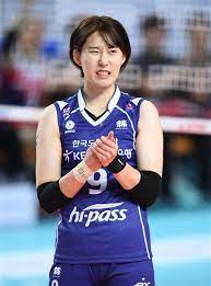 참고로 한 자리는 김연경을 제외하고 생각할 수 없기에 생략한다. ê³ êµ°ë¶„íˆ¬ ì´ìž¬ì˜ ë°•ì •ì•„ ë‚´ë…„ ëŒ€í'œíŒ€ ê´œì°®ì„ê¹Œ ì„œìš¸ì‹ ë¬¸