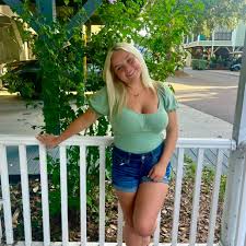 LB ♛ (@__lexibrown__) • Instagram photos and videos