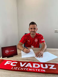 Logo and kit fc vaduz. Fussball Nico Hug Es War Wie Ein Sechser Im Lotto Bezirk Schwarzwald Sbfv Schwarzwalder Bote