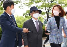 오거돈 부산시장이 오늘(23일) 기자회견을 열고 전격 사퇴했습니다. Oel40n6jo7yddm