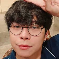 Too late:"> nagkalat na sila