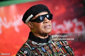 L-R) Eric Aten, Sundra Oakley, and Carsun attend the Los Angeles... News  Photo