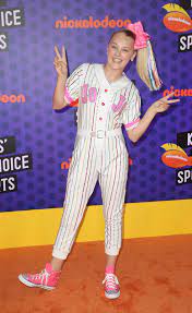 Mar 13, 2021 · jojo siwa cup size: Jojo Siwa Height