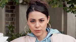 Sophie Khan Levy, Priya and her sister