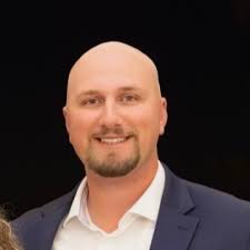 After completing my Master's Degree this spring, I am excited to share that  I have officially accepted a full-time position as a Legal Analyst at  Textron Systems!