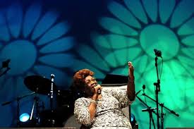 Cinco músicas para conhecer a trajetória de Dona Ivone Lara