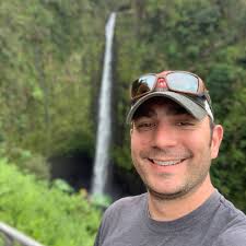 Can you guess the eight songs from 1999 based off the emoji? 🧐🧐🧐