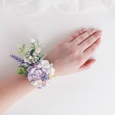 Lavender Flower Wrist Corsage Lilac Flower Weist Corsage Etsy Bridesmaid Corsage Wrist Corsage Wedding Prom Flowers Corsage