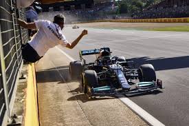 A arrecadação total da lotofácil 2257 foi de r$ 18.476.357,50. Lewis Hamilton Vence Gp Da Inglaterra Sob Os Olhos De Multidao Hora Campinas