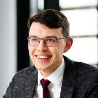 800+ "Hinde" profiles