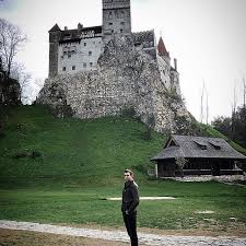 Doresc sa fiu informat daca produsul are o reducere de pret doresc sa fiu informat daca este vandut un articol din acest produs. Castelubran Instagram Posts Photos And Videos Picuki Com