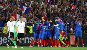 Die mannschaften kommen unter dem jubel des stade velodrome auf den rasen! Em 2016 Halbfinale Deutschland Frankreich