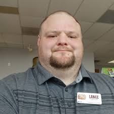 Did anyone experience Amazon package delivery delays in Creighton, MO?