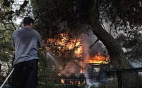 Παρακολουθήστε τις σημερινές δηλώσεις του δημοσιογράφου. I Tee5sr0fgenm