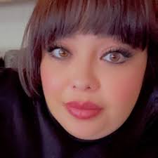 Brenda Parada's Instagram, Twitter & Facebook