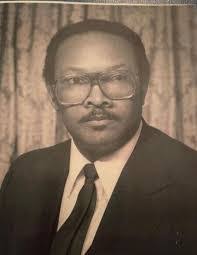 Eleanor Merrick's Instagram, Twitter & Facebook