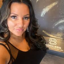 Who is a good nail tech in Camp Hill or Mechanicsburg with weekend  availability?