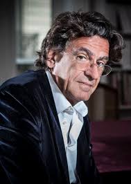 Luc Ferry : bio, articles, citations