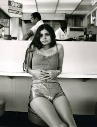 Hamburgers & hot wings, pizza & chicken tenders, plus live music and outdoor patio. The Ethereal Beauty Of Hope Sandoval Hangin At A Diner Circa Early 90s Fashion Hope Sandoval Women