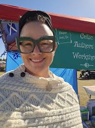 Friday evening was a perfect night for a Hudson River Museum outdoor/indoor  event. Andrij, our CEO/Boardmember, attended Friday's opening of the two  new exhibitions