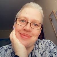 Amber Pickering's Instagram, Twitter & Facebook