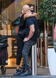 He was educated at the university high school, melbourne and wesley college. Michael Klim And Girlfriend Michelle Owen Kiss As They Celebrate Leaving Hotel Quarantine Uk Time News