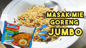 Kalau pakai cara ini dijamin indomie kalian bakal jadi lebih. Tutorial Masak Mie Goreng Indomie Goreng Jumbo Youtube