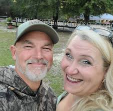 Vicki Pippin (@VickiMPippin) • Facebook