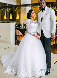Black And White Ball Gown With Sleeves H1022 Modest Long Sleeved Lace Ball Gown Wedding Dress Ball Gowns Wedding Ball Gown Wedding Dress Wedding Dresses
