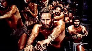 Doch eigentlich hätte ein ganz anderer schauspieler die rolle. Wagenrennen In 3d Neuverfilmung Von Ben Hur Droht Ein Flop Zu Werden Filme Dw 10 08 2016