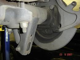 how to replace rear axle seals and bearings in your 04 f150 lots of pics f150online forums how to replace rear axle seals and