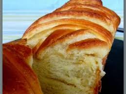 Recette De Brioche Maison Au Bon Gout De Beurre Recette Recette Brioche Maison Brioche Maison Recette Brioche