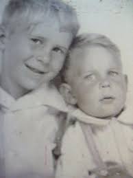 ARNOLD GARREN Obituary (1944