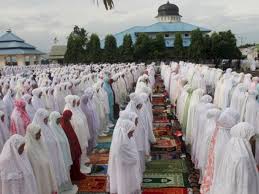 Daku memohon ampun kepada allah, daku mohon ampun kepada allah, daku mohon ampun kepada allah yang tiada tuhan melainkan dia yang maha hidup lagi maha mengurus! Bacaan Niat Dan Tata Cara Sholat Idul Adha Lengkap Yang Benar Indozone Id